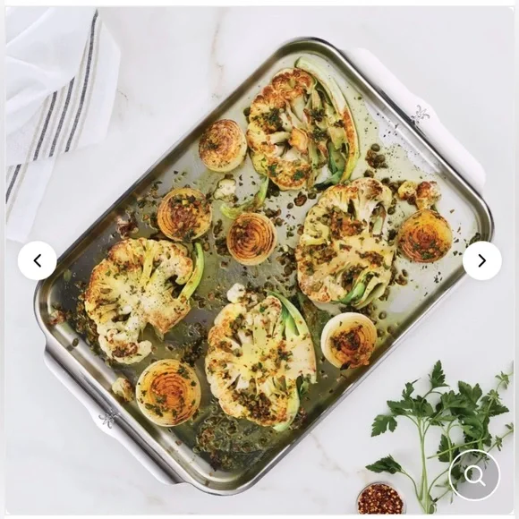 Hestan OvenBond Tri-ply Half Sheet Pan - Picture 5 of 16